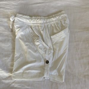 Lululemon white tennis shorts